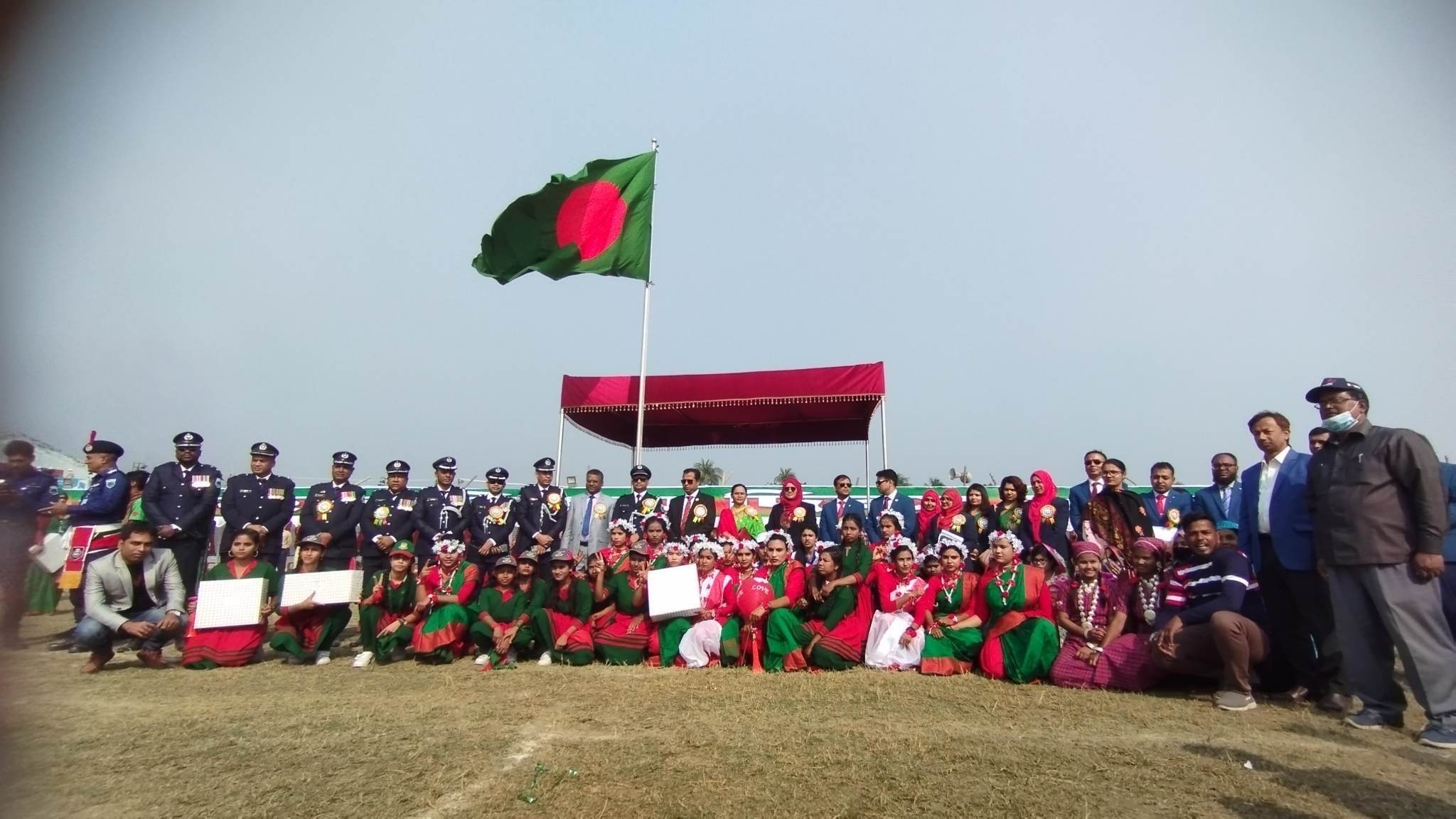 প্রথম পুরস্কার জেতার পরে স্টেডিয়াম এ