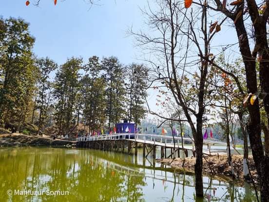 নিভৃত নিস্বর্গ পার্ক,