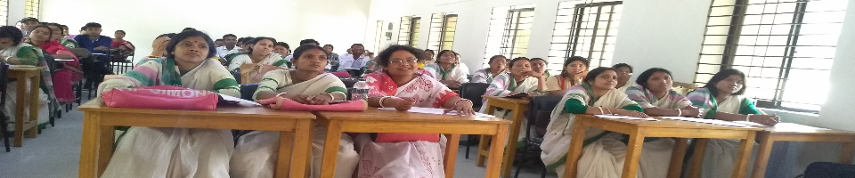 বুনিয়াদি প্রশিক্ষণে শিক্ষকবৃন্দের অংশগ্রহণের স্থিরচিত্র