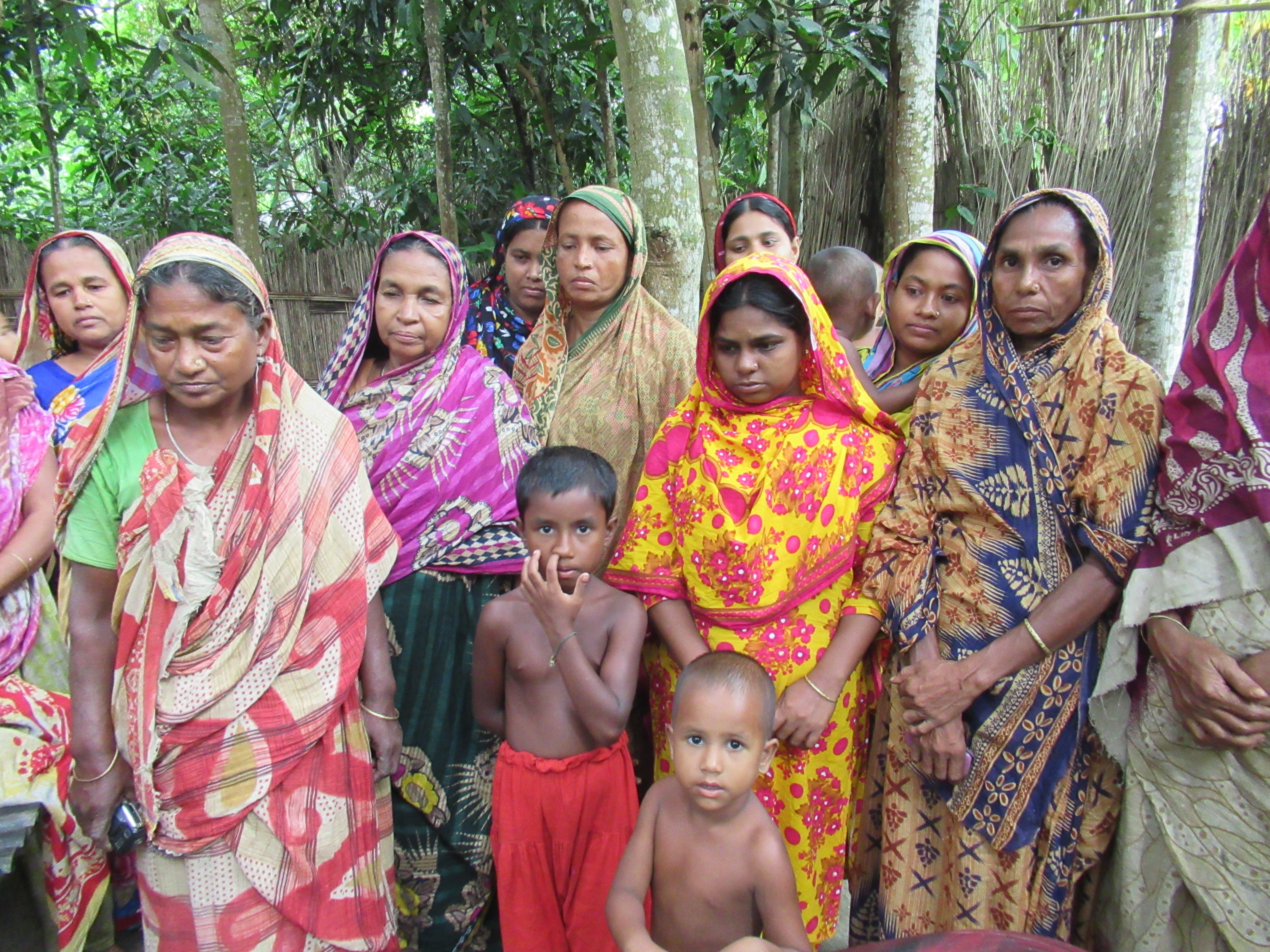 ডোর টু ডোর ছবি