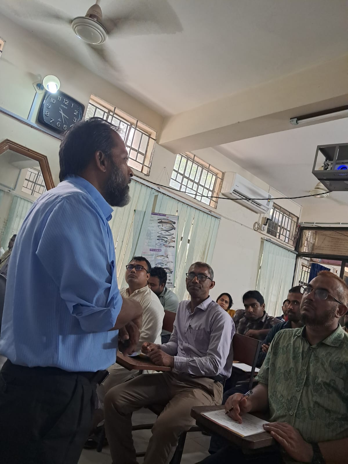 ইন-হাউজ প্রশিক্ষণের প্রশিক্ষণার্থীদের একাংশ, ২৪-২৫