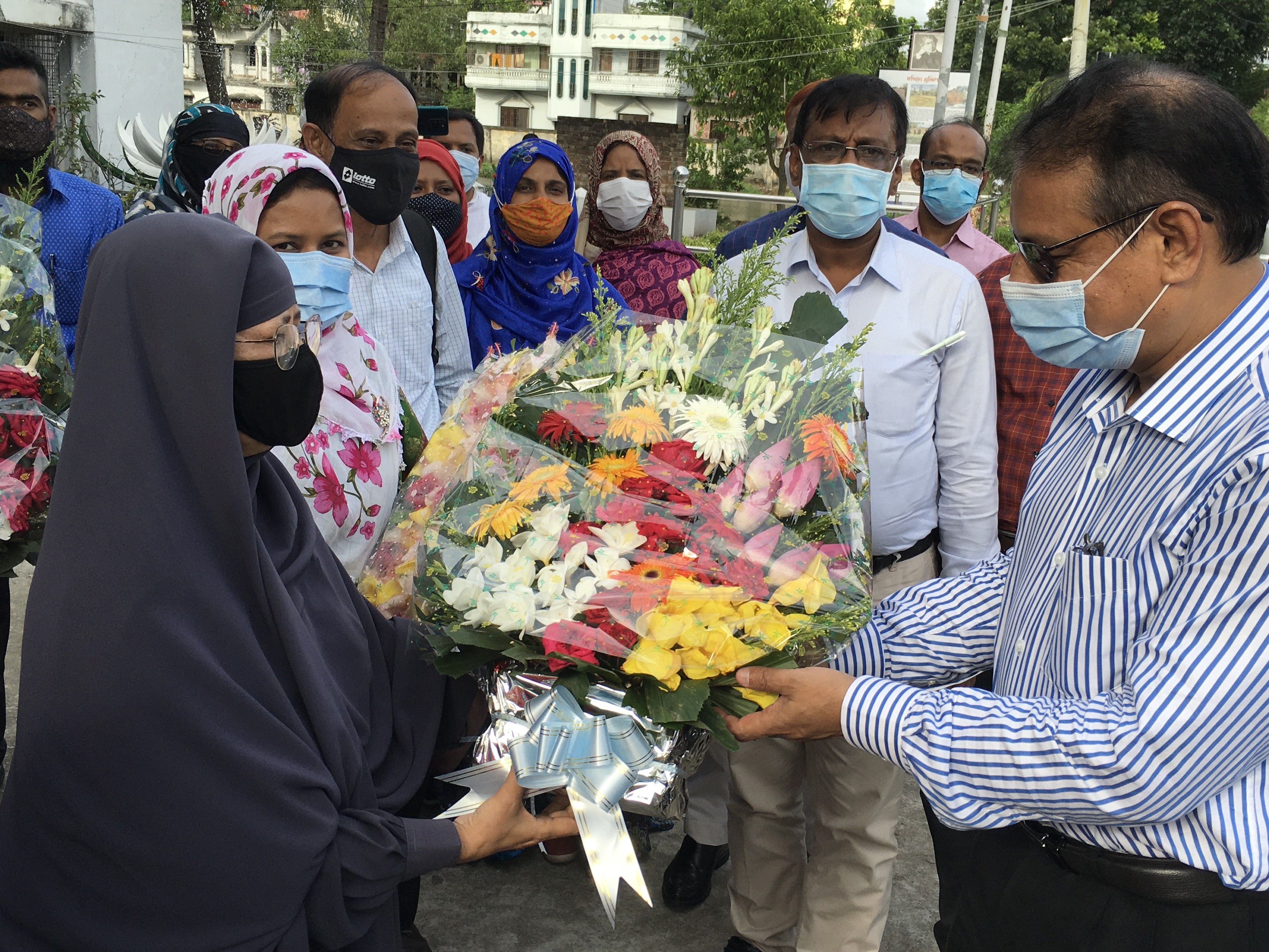 প্রাথমিক ও গণশিক্ষা মন্ত্রণালয়ের সচিব মো. হাসিবুল আলমের পরিদর্শন