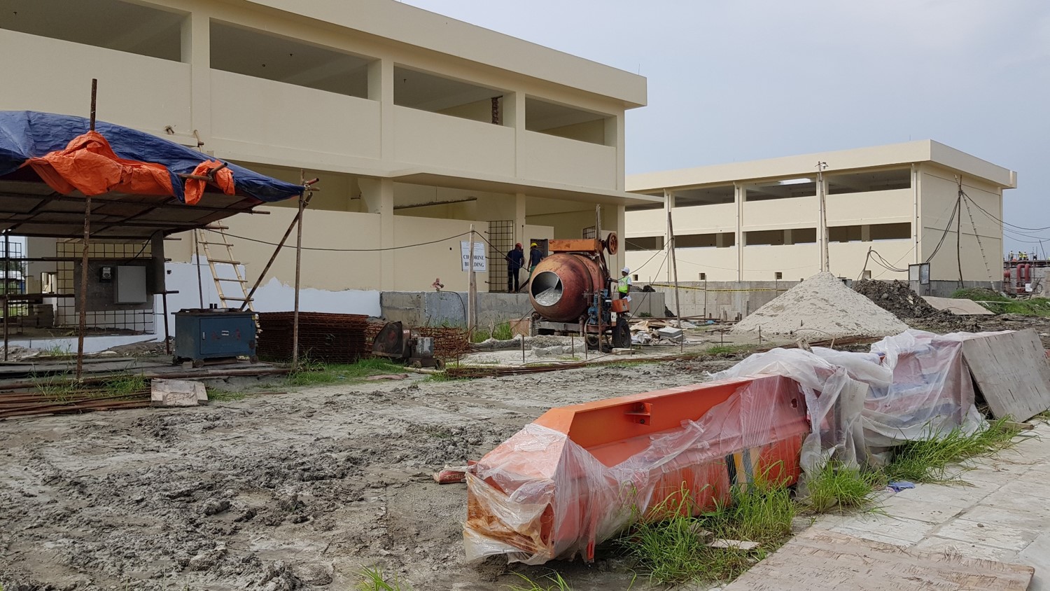 কেমিক্যাল ভবন, পিছনে ক্লোরিন ভবন