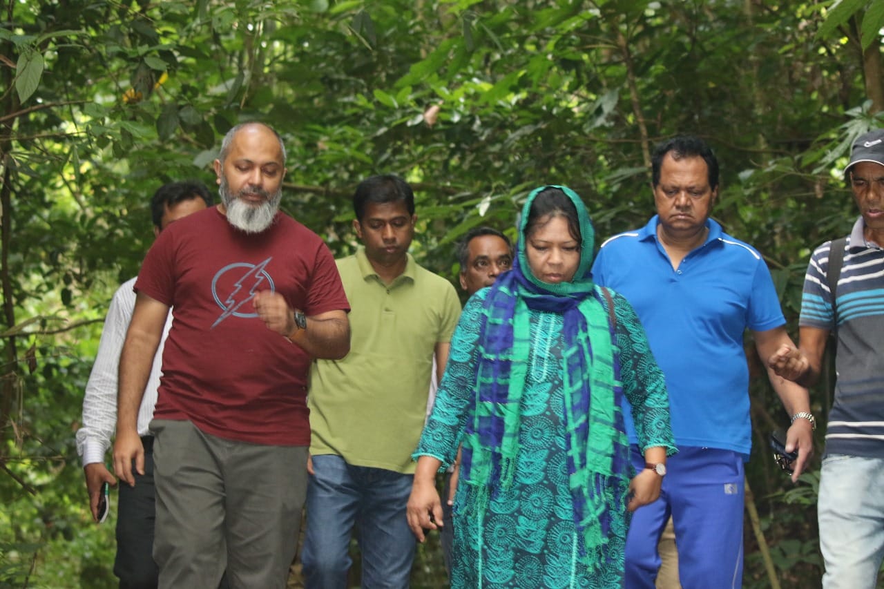 বিগত ১৬ সেপ্টেম্বর ২০২৩ শনিবার পরিবেশ, বন ও জলবায়ু পরিবর্তন মন্ত্রণালয়ের সম্মানিত সচিব ডঃ ফারহিনা আহমেদ মহোদয় লাউয়াছড়া বনাঞ্চল পরিদর্শন করেন।