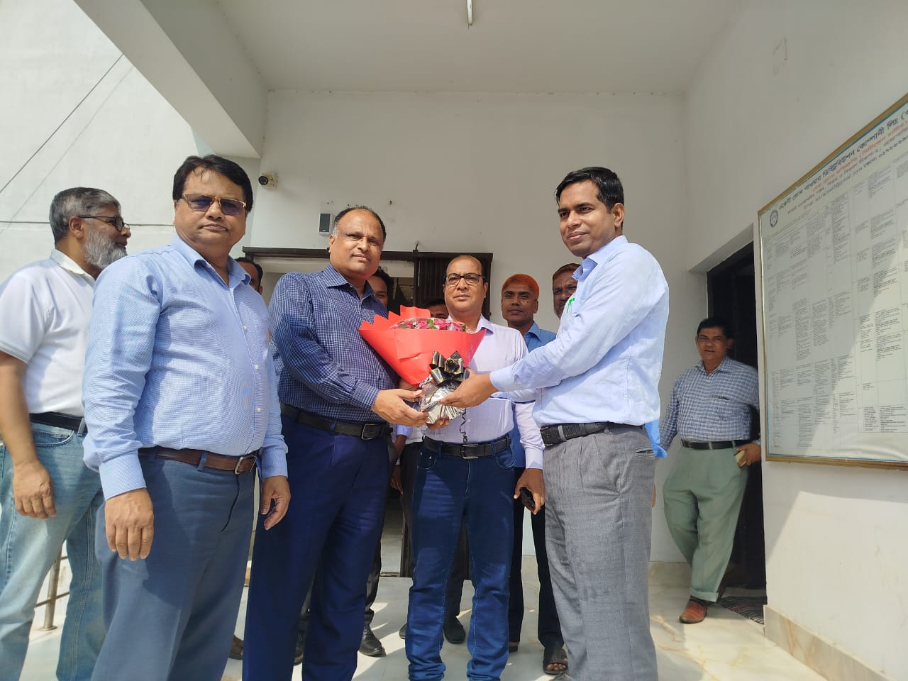 মাননীয় নির্বাহী পরিচালক (পি এন্ড ডি) মহোদয়ের দপ্তর পরিদর্শন