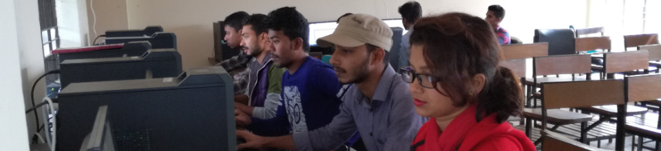 প্রশিক্ষণরত প্রশিক্ষণার্থীবৃন্দ