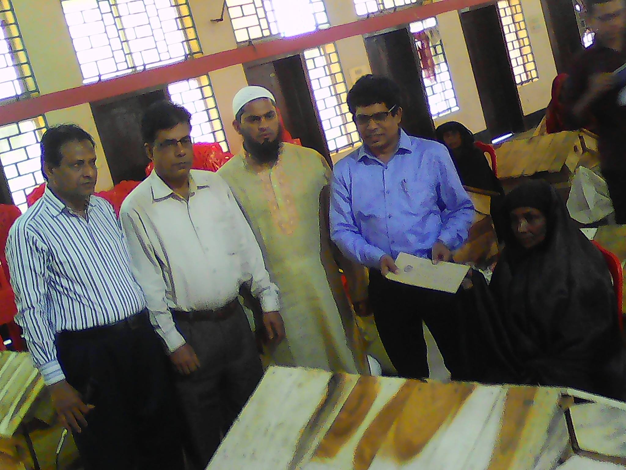 ভিক্ষুক নিমূল কর্মসূচীতে জেলা প্রাশাসক মহোদয়ের সংগে