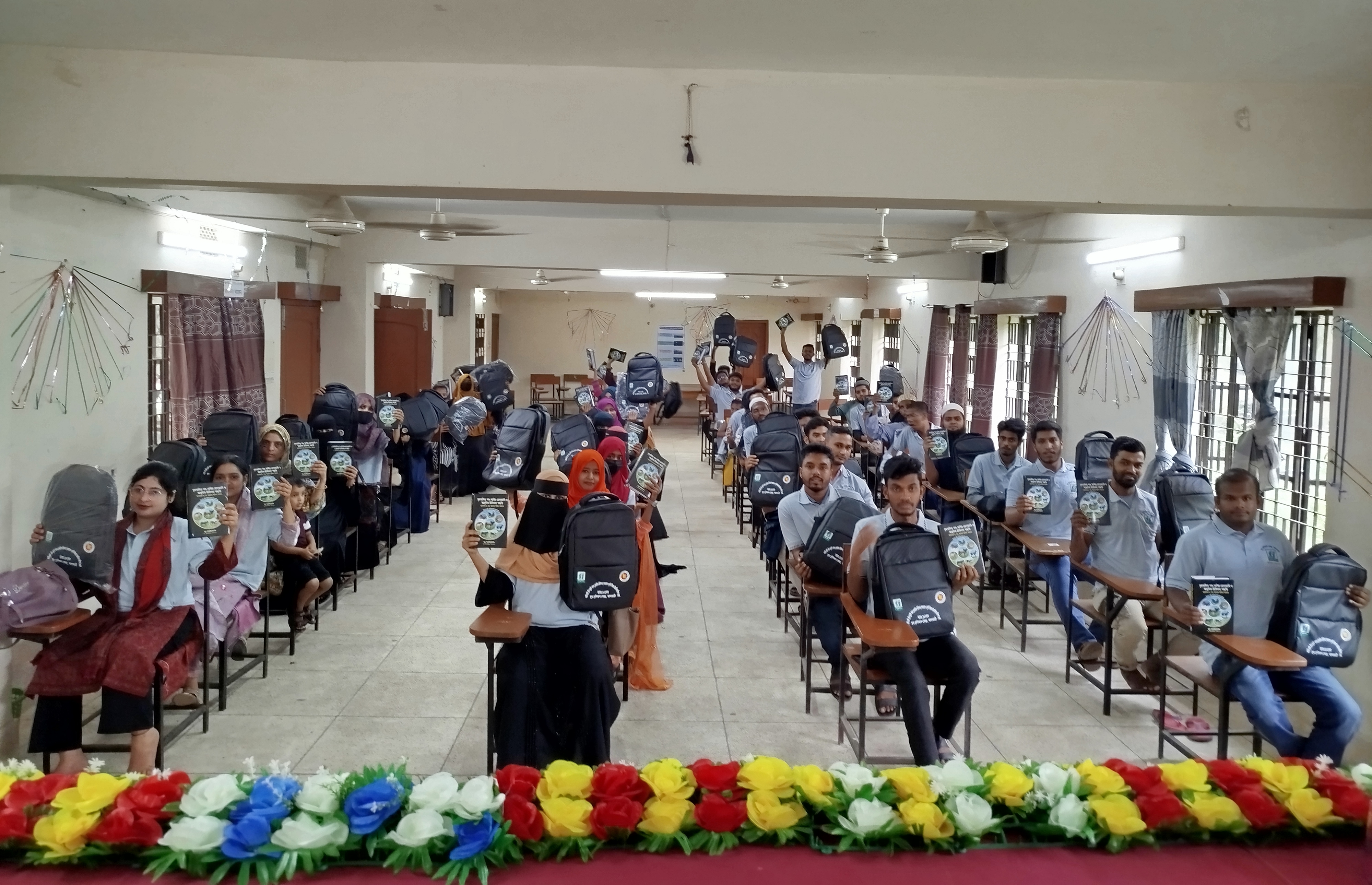 ১৫২ তম ব্যাচের প্রশিক্ষণার্থীদের সনদপত্র বিতরণ ও সমাপণী অনুষ্ঠান